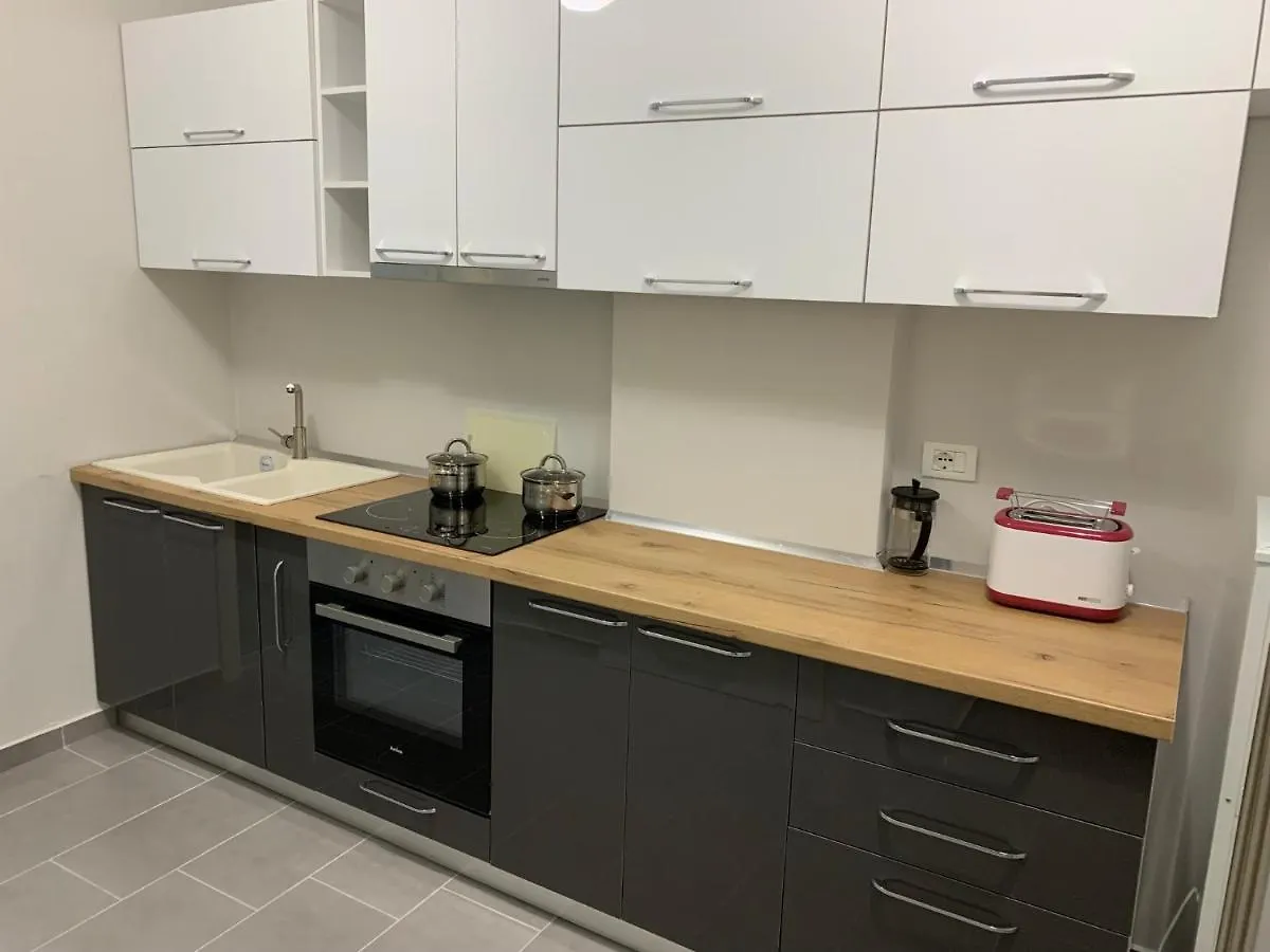 Apartament Kris In Durres Plazh